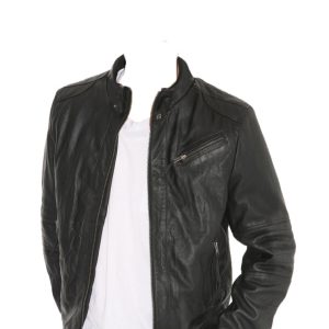 Modishly classic leather jacket for metrosexual men