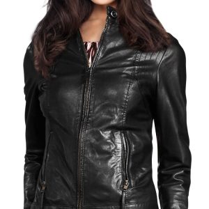 Energetic leather jacket with epaulets