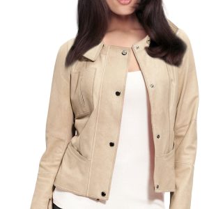 Energetic leather jacket with snap-off collar
