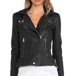 Modish leather jacket with zipper cuffs